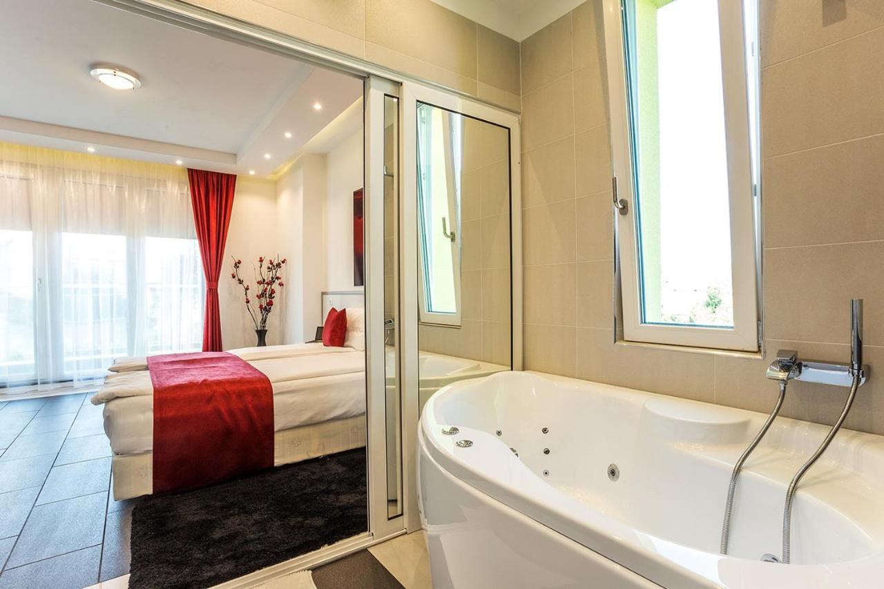 Complex Europe Hotel Dolna Banya Bagian luar foto