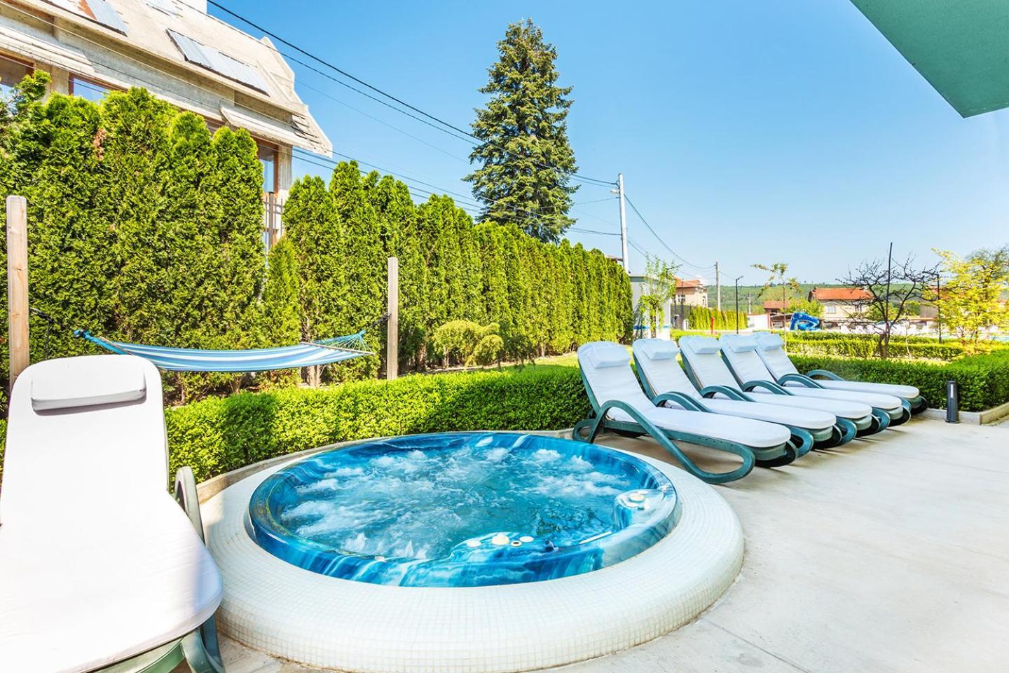 Complex Europe Hotel Dolna Banya Bagian luar foto