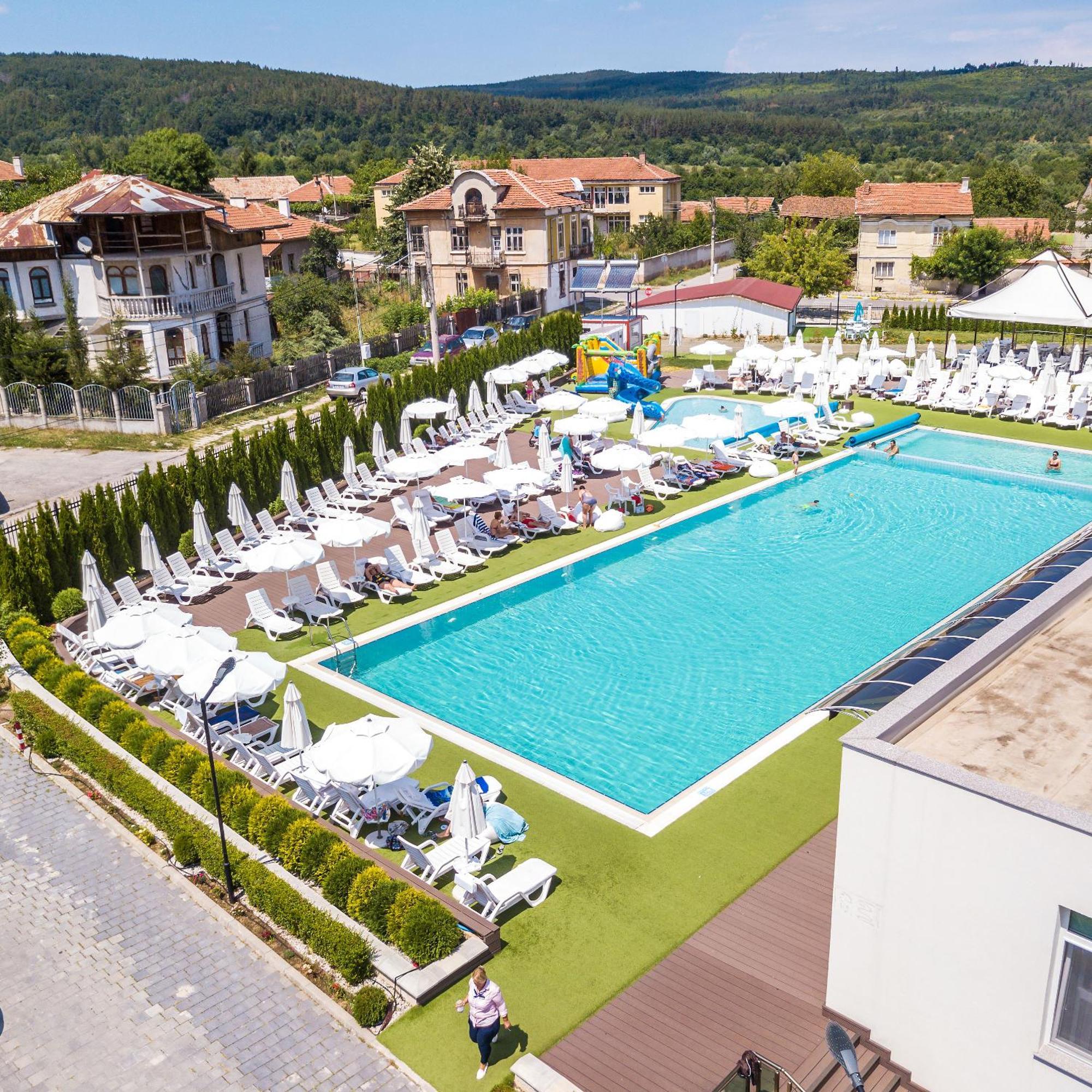 Complex Europe Hotel Dolna Banya Bagian luar foto