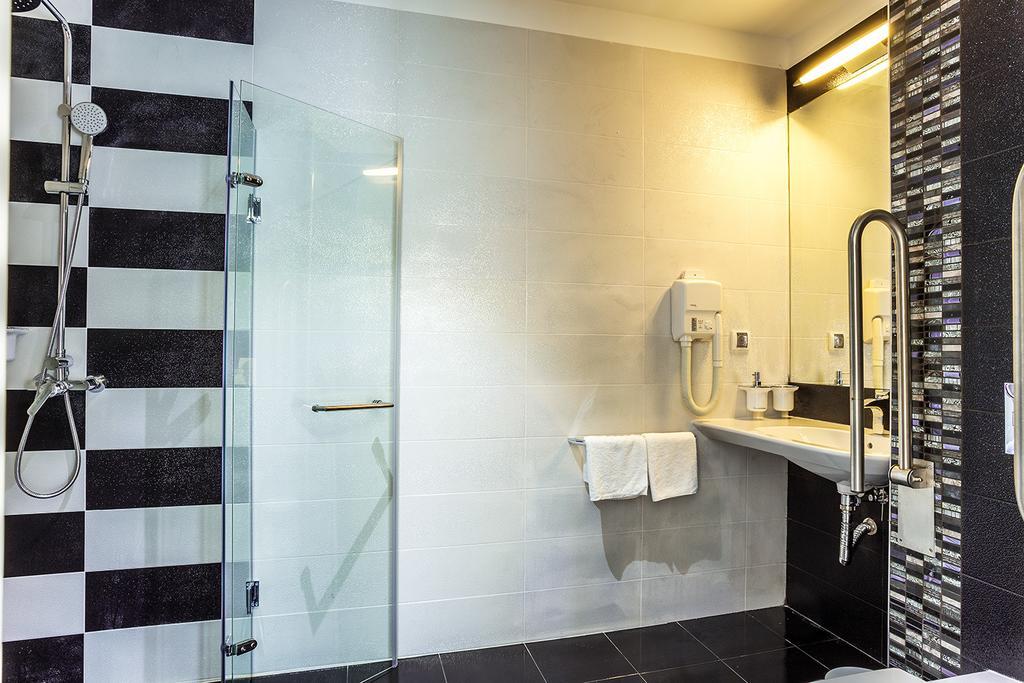 Complex Europe Hotel Dolna Banya Bagian luar foto